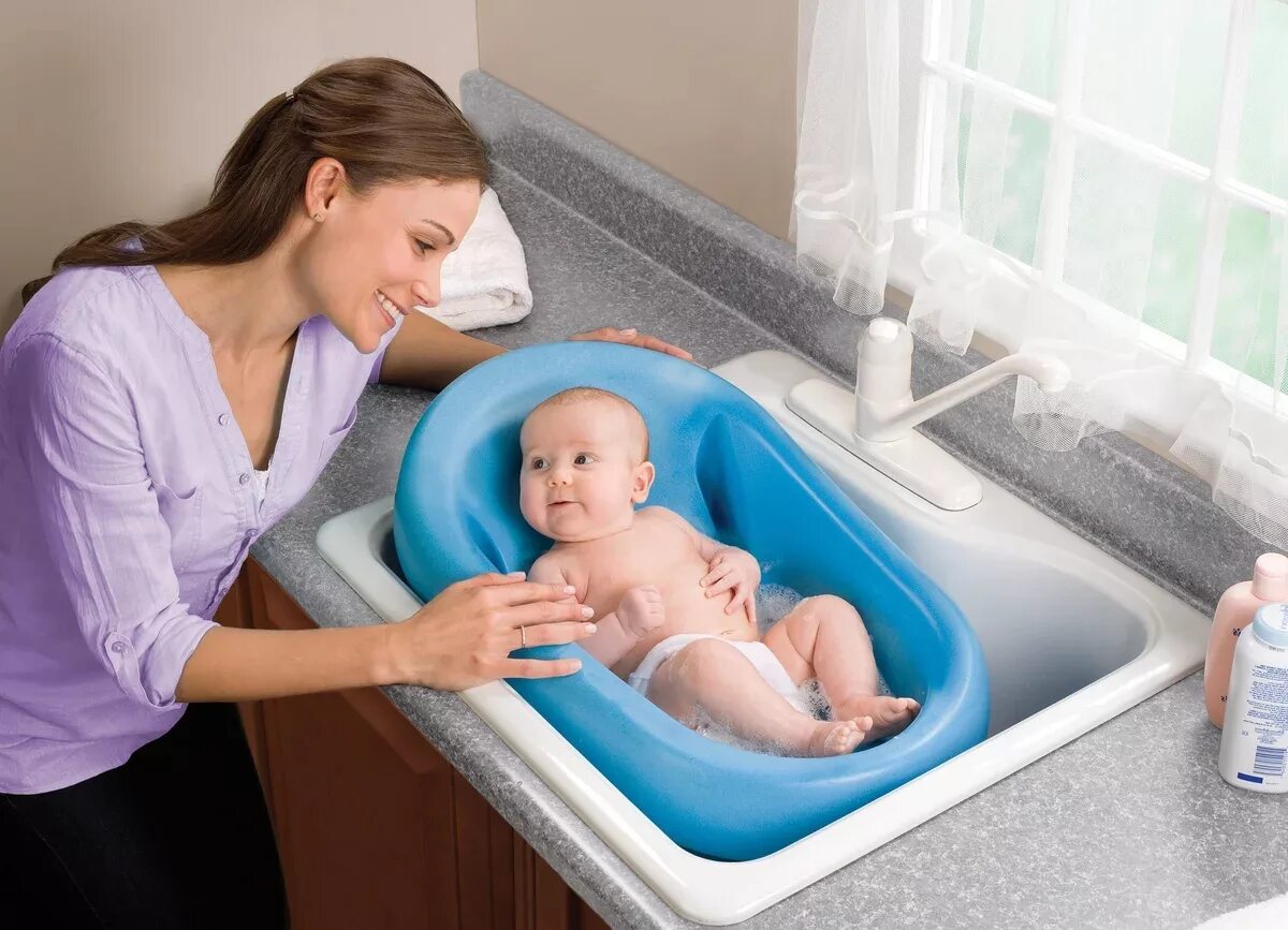 Пуканье новорожденного. Ванночка для новорожденных. Для купания новорожденных. Купание грудничка.
