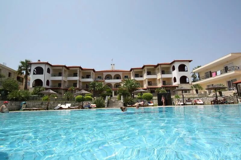 Blue bays 4. Blue bays 4. Blue bays 4. Blue bay resort hotel 4 греция крит. Отель в синих тонах.