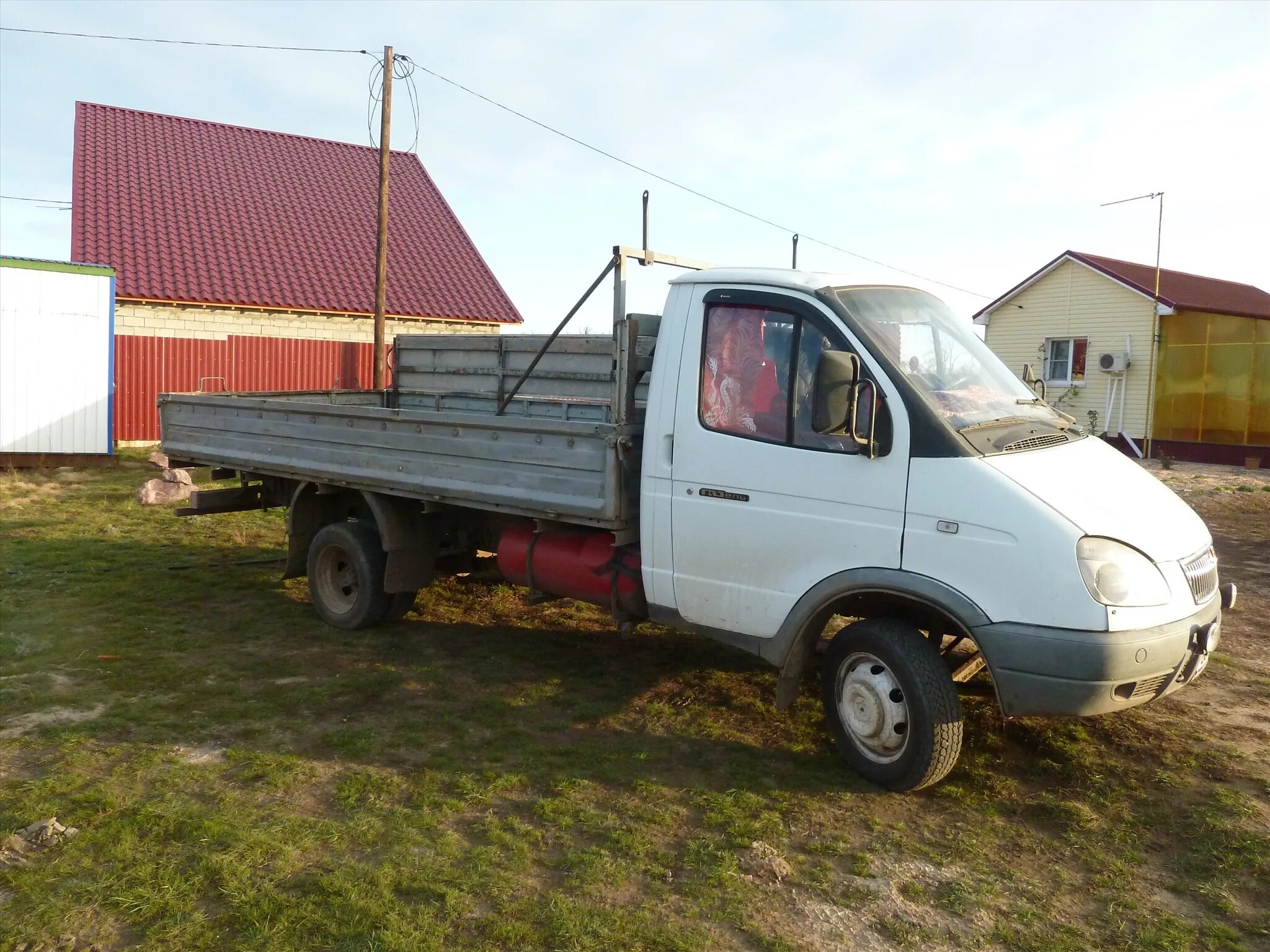 Авито волгоград газели с пробегом. Бортовая газель 33 0 2. газель 4м бортовая. газель открытый борт. газель бортовая авито.