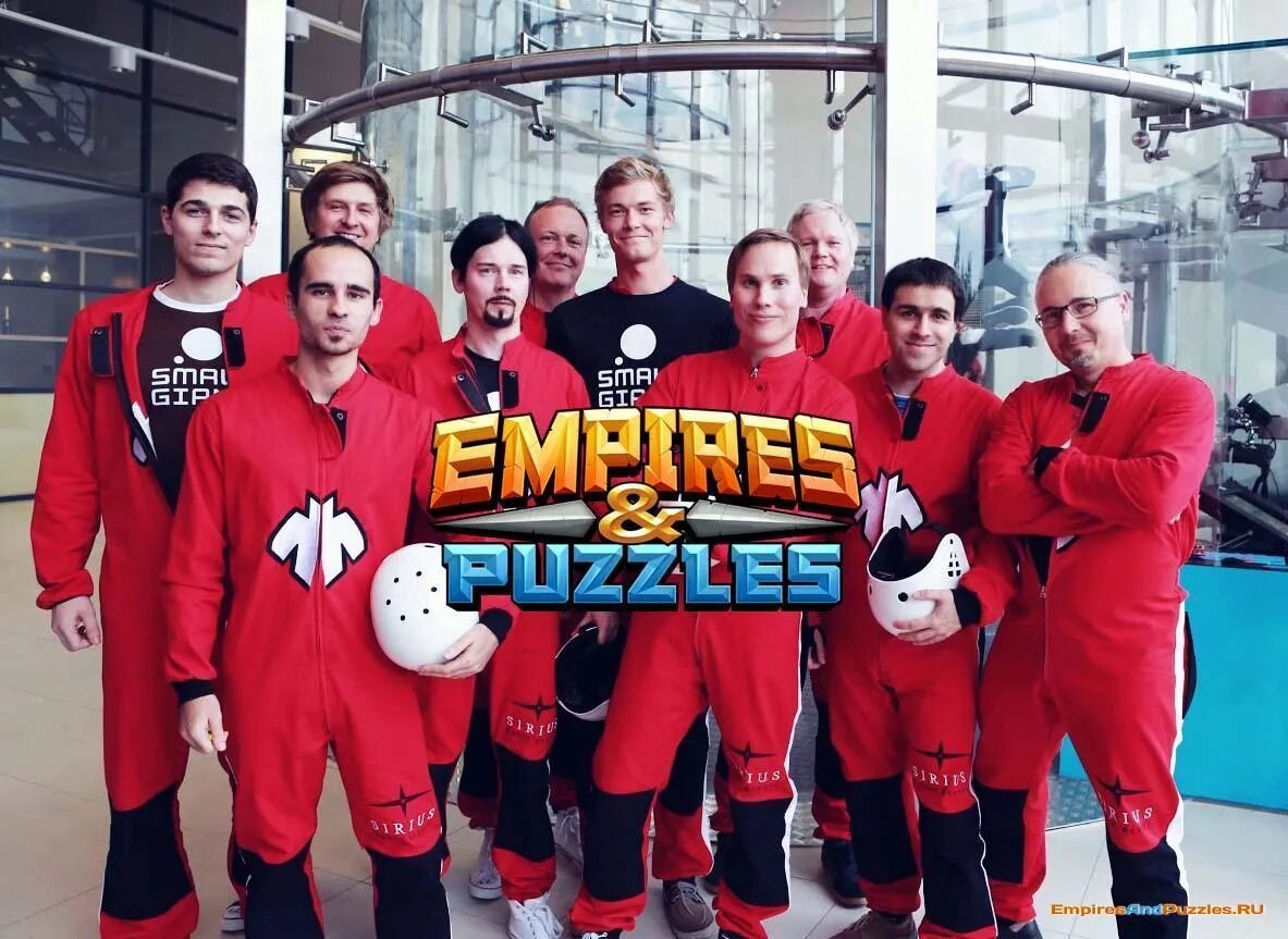 Таун из игры эмпайр пазл. Small or giant. Small giant games png logo. Компания гейм-гигант. Iq гигант игра.