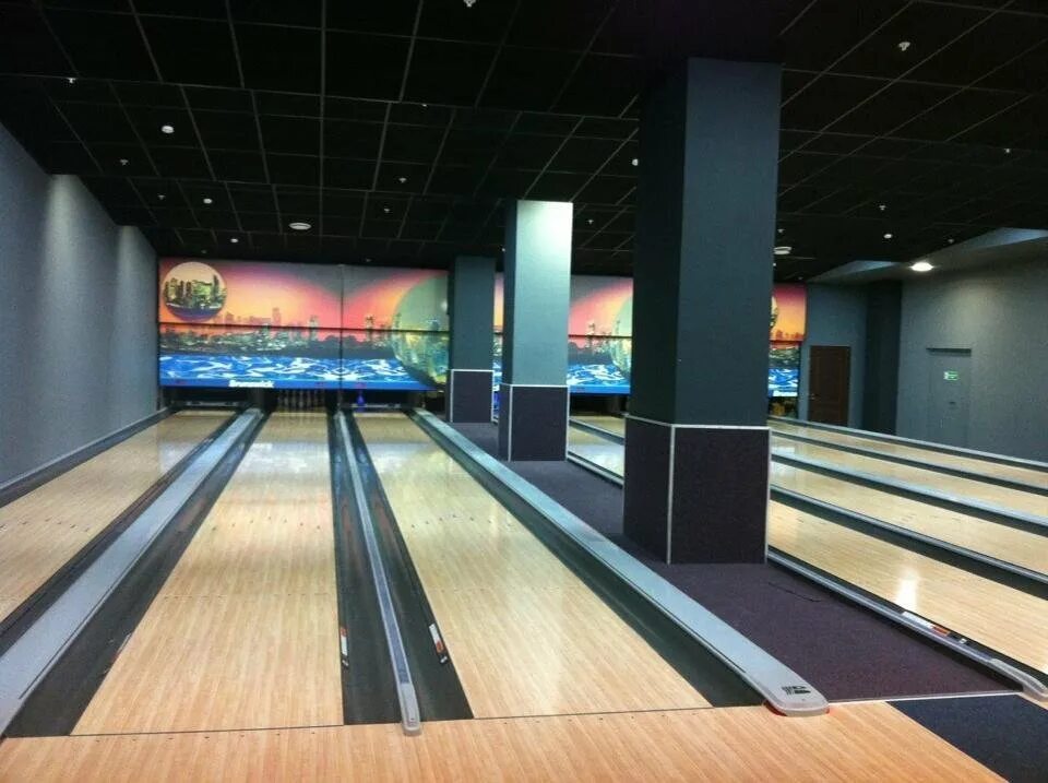 Фитнес тц рио нижний новгород. ТЦ Рио боулинг. Боулинг в Рио Нижний. Рио ТЦ Нижний Новгород боулинг. ТЦ Рио Нижний Новгород развлечения.