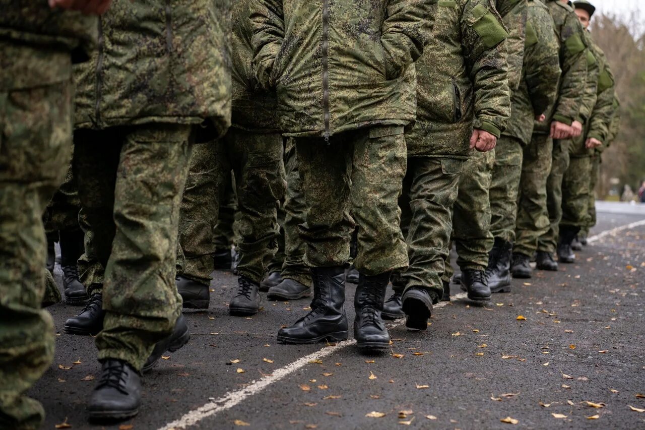 Мобилизация. Осенний призыв. Военный призыв. Российский солдат.