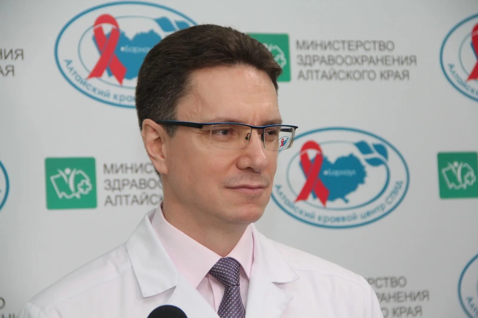 Княгиницкая инна зелимовна врач. Ткачева яна михайловна брянск. Медцентр города якутска. Инфекционист. Маркировка медицинской документации вич-инфицированного пациента:.