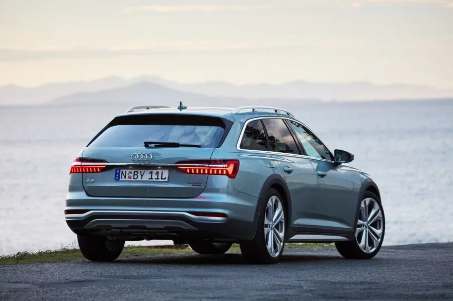 A6 allroad c8. Audi a6 Allroad c8. Ауди кватро универсал 2020. Ауди Олроуд универсал 2020.