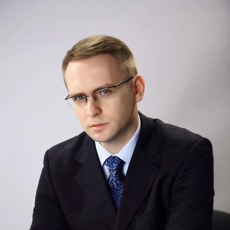 Богатырев владимир дмитриевич самара. Самарский ректор. Самарский ректор. Самарский ректор. Богатырев ректор самарского университета.