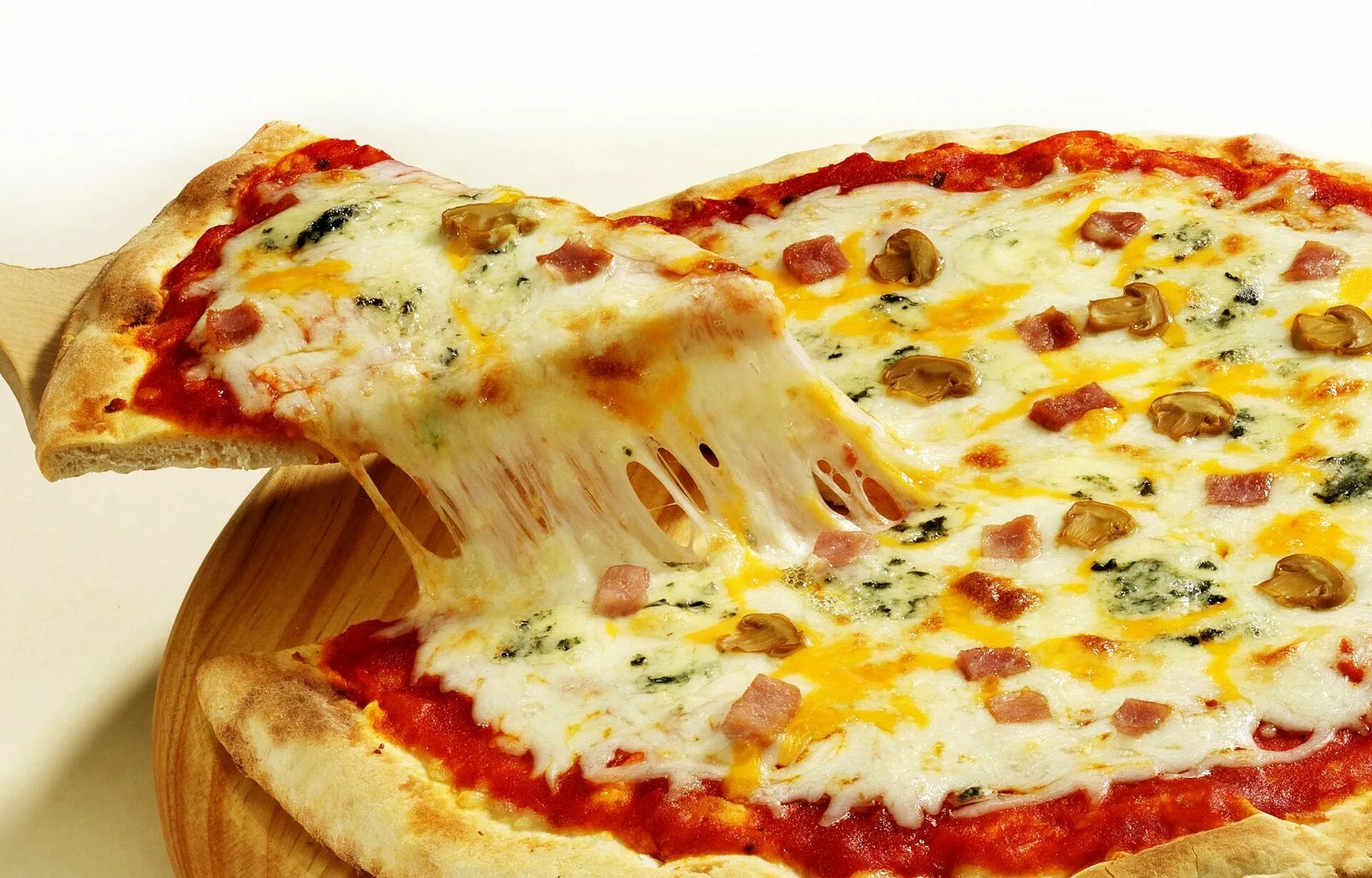 Сырная пицца. "Пицца". Пицца с сыром. Сыр для пиццы. Пицца тянется сыр.