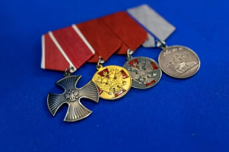 ю. ордена не продаются голубые. ордена не продаются голубые. голубые береты ордена. ордена не продаются голубые.