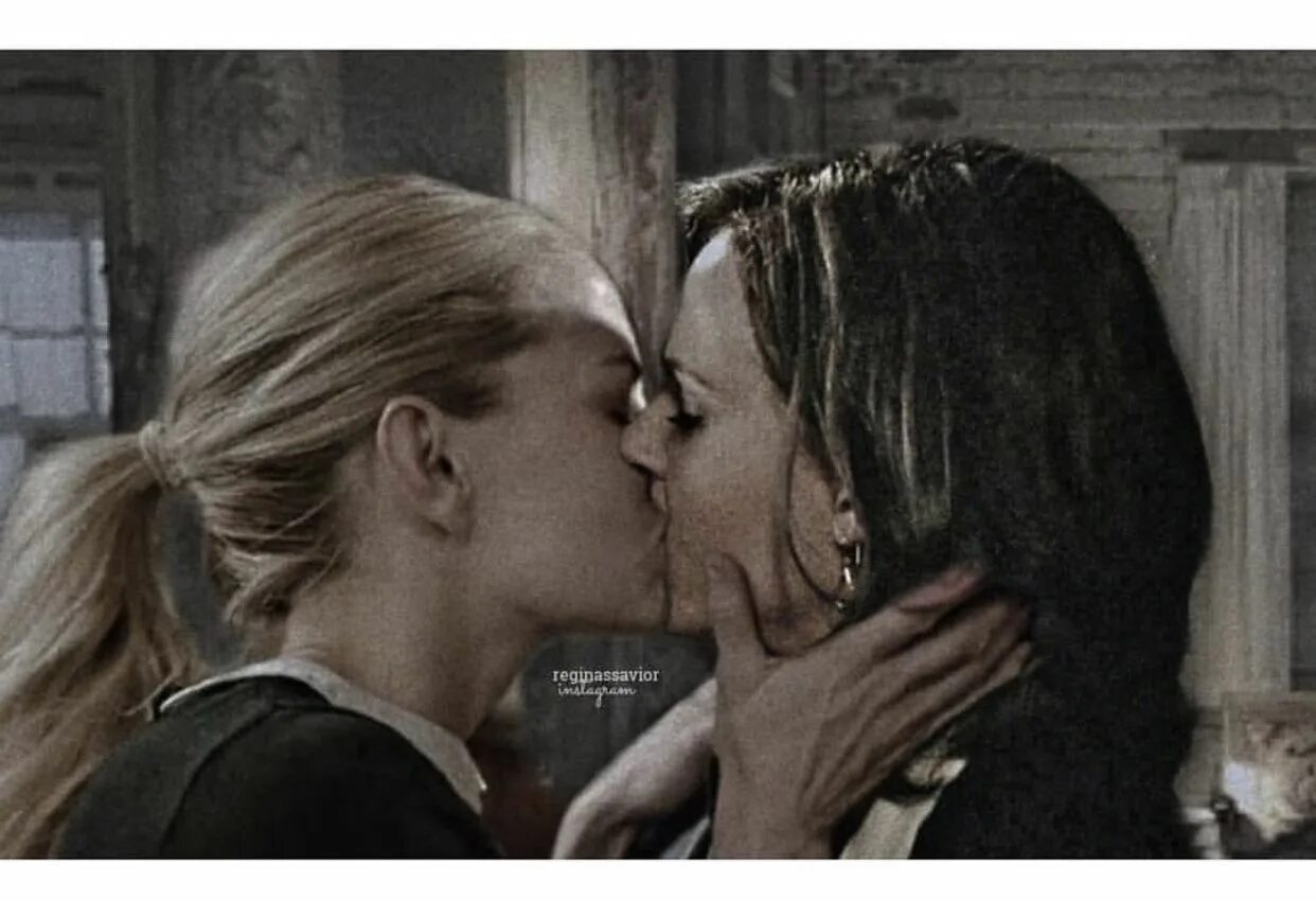 Emma threesome