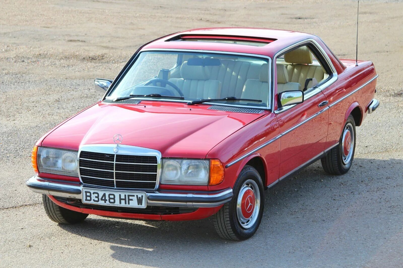 Пленочная фотография - Mercedes-Benz W123, 2,5 л, 1982 года фотография DRIVE2