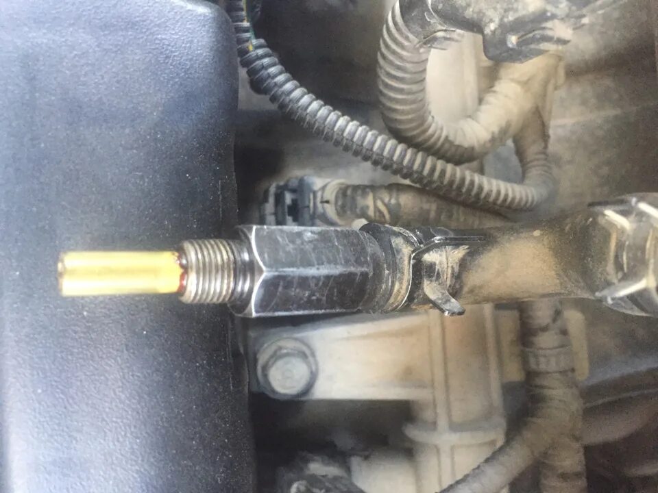 Хундай акцент клапан вентиляции картерных газов. 6. Клапан картерных газов хендай гетц 1. Клапан вентиляции картера акцент тагаз. Клапан вентиляции газов хендай акцент.