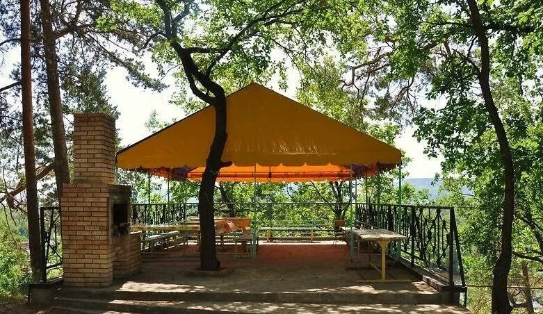 Парк-отель верхний бор самара. Мастрюковские озера верхний бор. Верхний бор турбаза самара. Турбаза в самаре с панорамным видом в сосновом бору. Верхний бор турбаза самара.