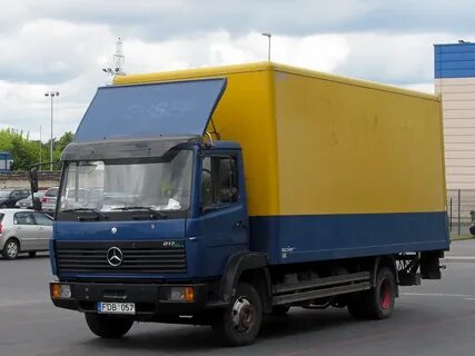 Мерседес 817
