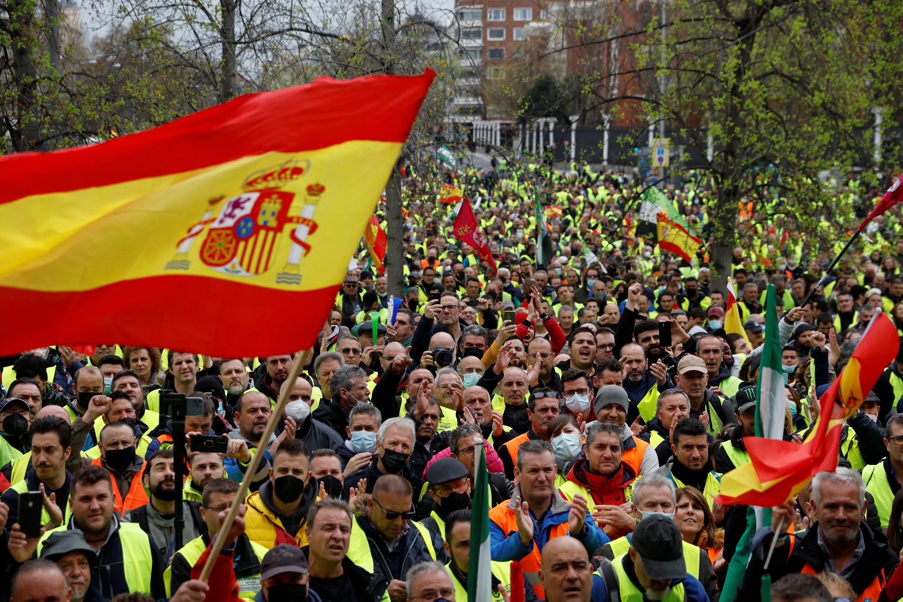 Почему бастует европа. Протесты в Испании 2022. Протесты в Каталонии. Забастовка в Испании. Митинги в Испании.