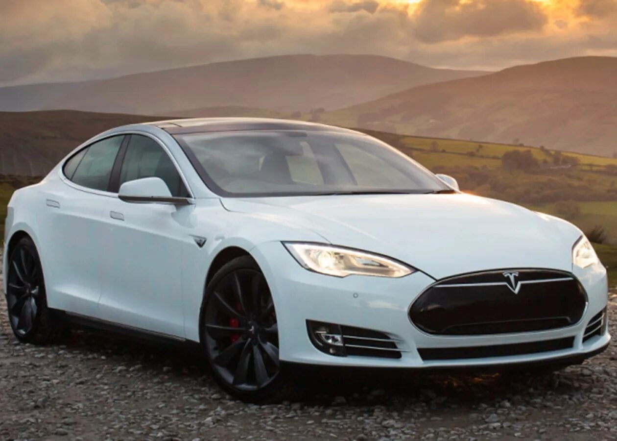 Машина тесла фото. Машина Tesla model s. Tesla model s p85d. Tesla model s 70d. Тесла модель s 2016.