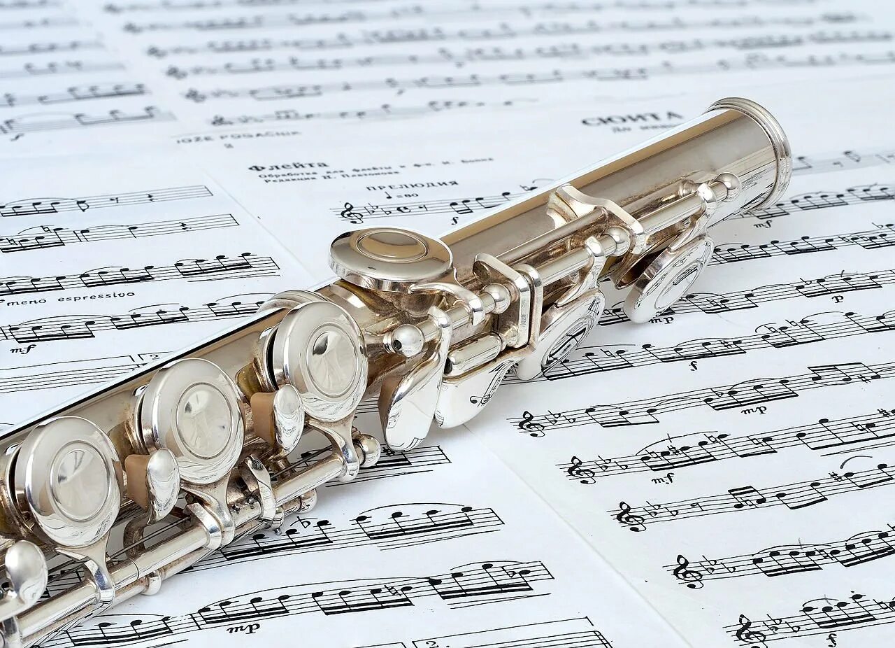 Музыка музыкальная флейта. Флейта. Флейта классическая. Ноты для флейты. Флейта фон.