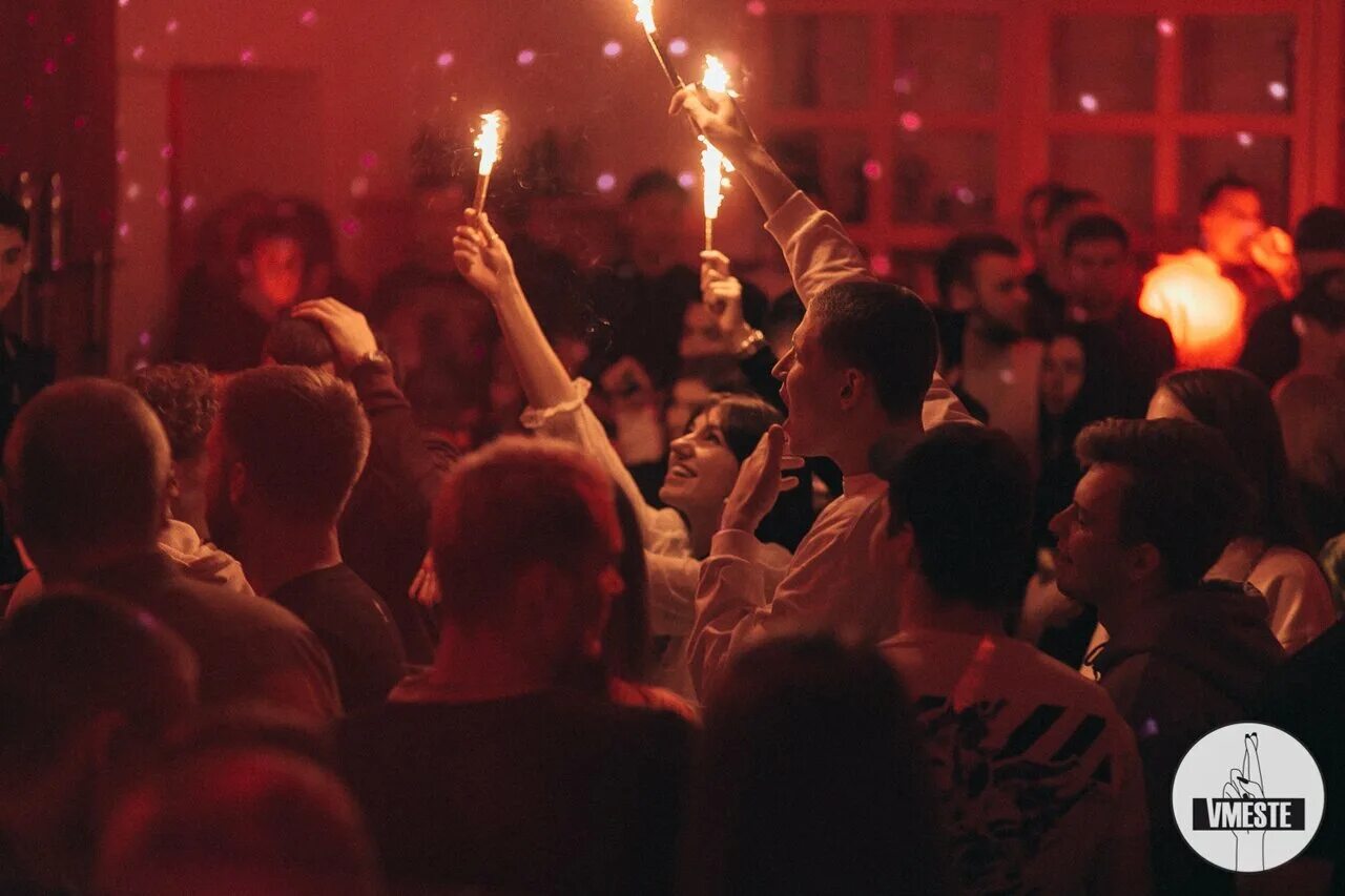 Клуб бар рязань. Vmeste bar рязань. чилис рязань бар. айрон бар рязань.