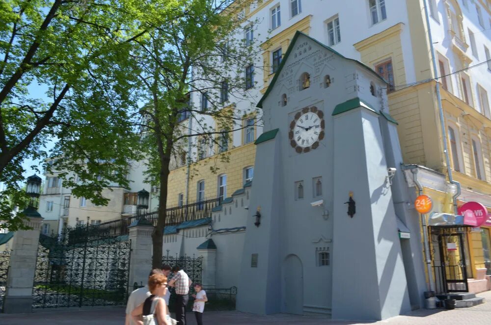 Госбанк Нижний Новгород башенка. Здание Госбанка в Нижнем Новгороде часовня. Покровский банк государственной Нижний Новгород часовня. Здание банка в Нижнем Новгороде на Покровской. Сайт часов нижний новгород