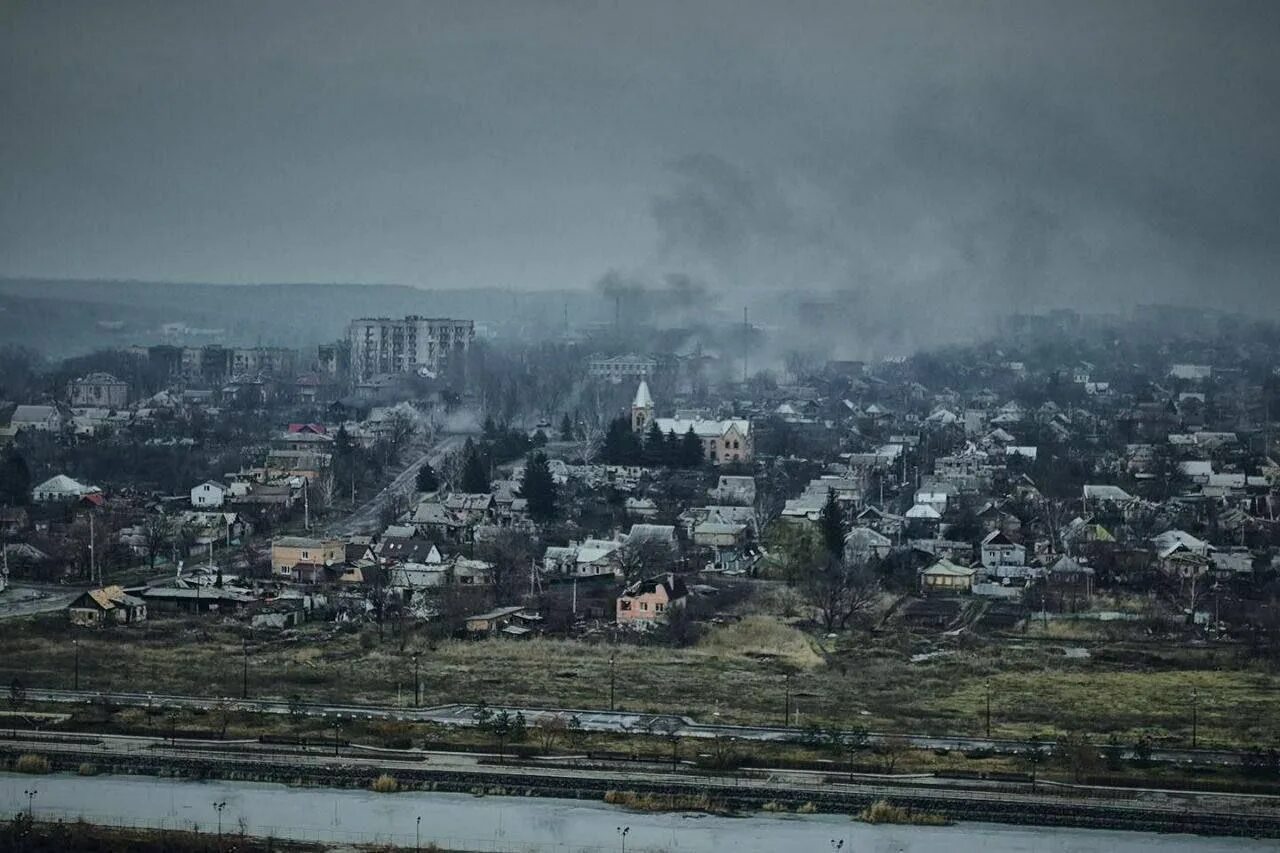 Город артемовск бахмут. Артемовск бахмут. Город артёмовск донецкой области. Город артемовск украина. Артёмовск донецкая область.