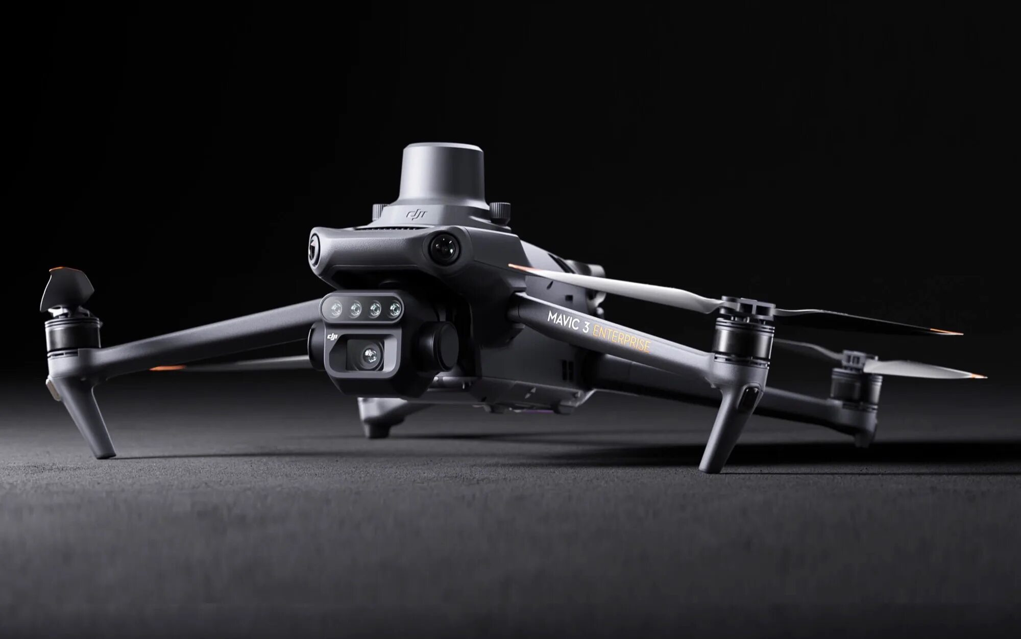 Дрон dji mavic 3. Дрон dji mavic 3
