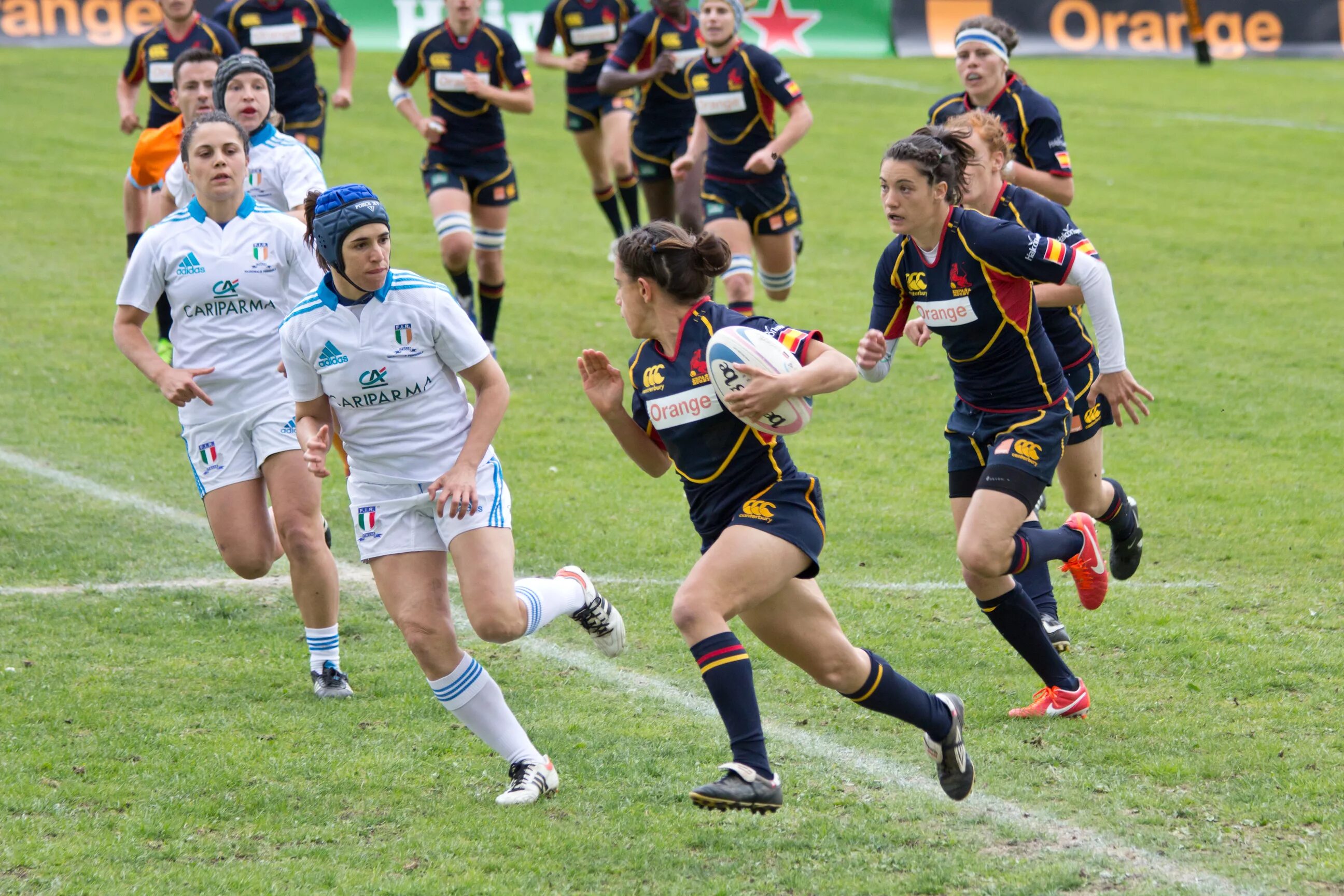 Rugby team. Регбисты новой зеландии. Спорт в великобритании регби. S rugby. Регби обои.