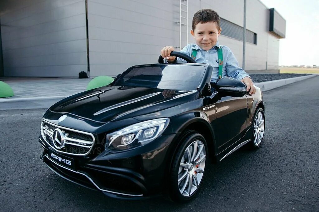 Автомобиль для ребенка 6 лет. Детские электромобили с детьми. Машина для детей на аккумуляторе. Машины электромобили для детей. Peg perego polaris ranger rzr 24v.