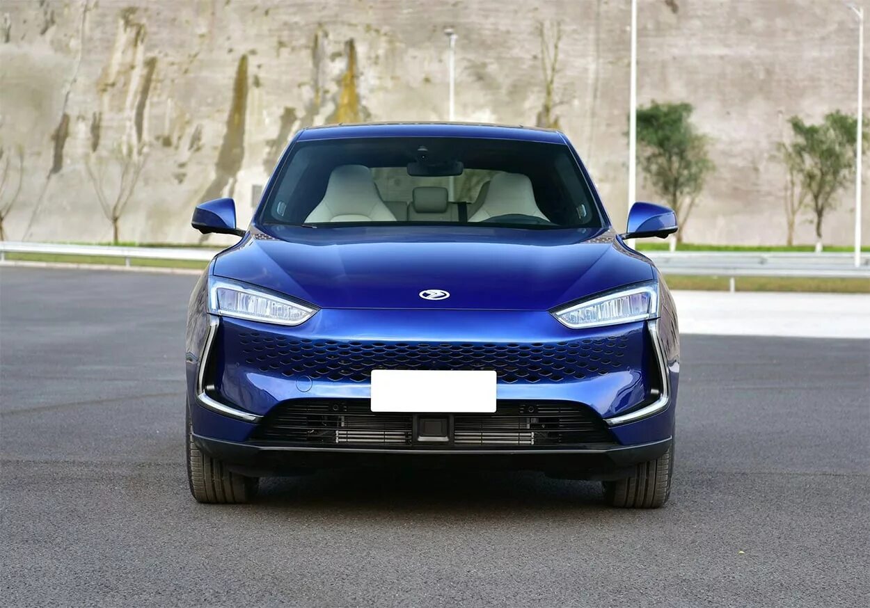 Seres sf5 2023. Хуавей seres sf5. Seres sf5 2019 года. Huawei sf5. Хуавей sf5 авто.