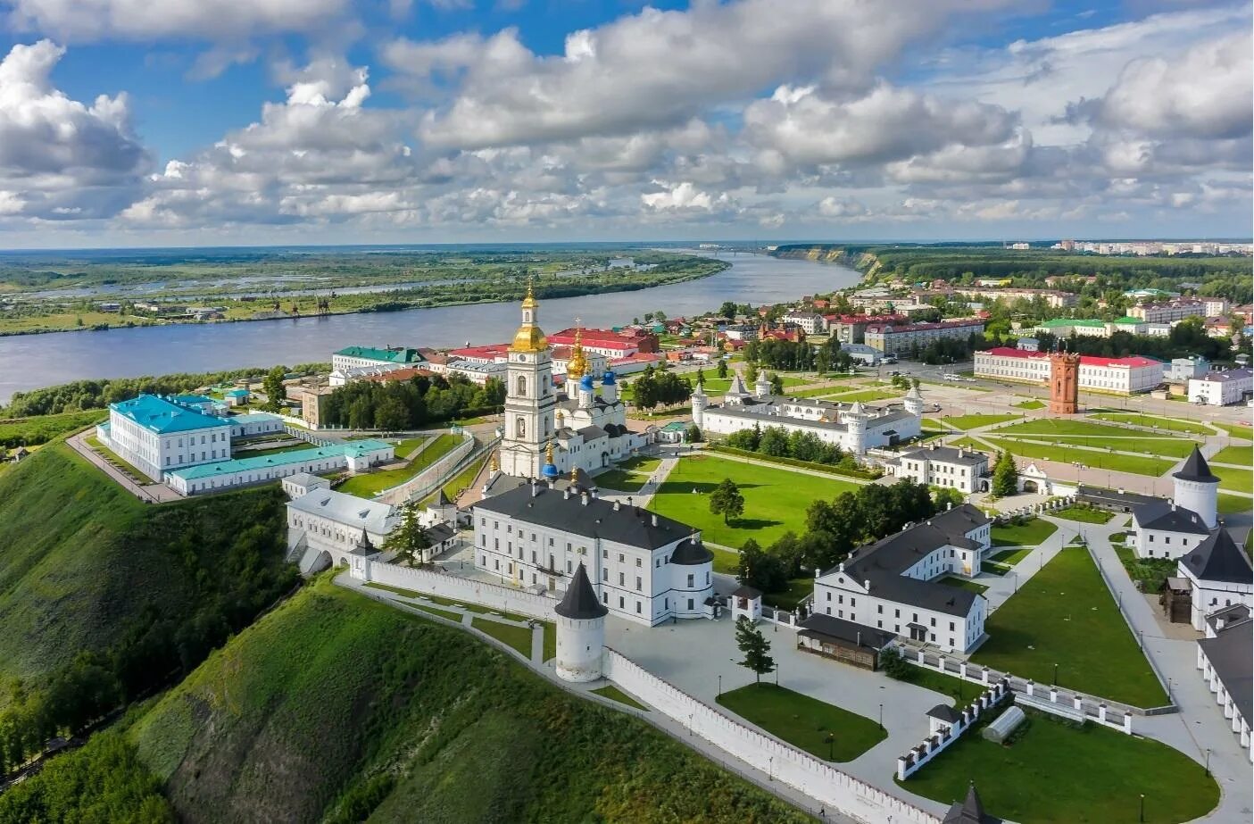 Сервисы тобольска. Тобольский кремль тобольск. тобольский кремль тюмень. достопримечательности тобольска. тобольский кремль.. тобольский кремль тобольск экскурсия.