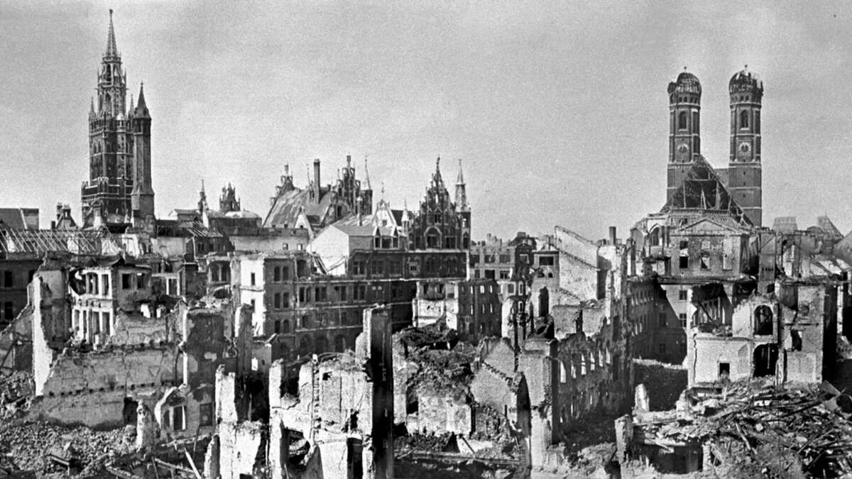 Германия после 1945. Мюнхен 1945. Разрушенный Мюнхен 1945. Бомбардировка Мюнхена 1945. Германия 1945 Берлин-Бавария.