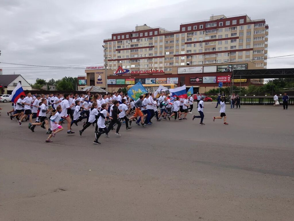 Погода г усмань. Новая Усмань. Новая Усмань Воронежская. Райцентр новая Усмань. ДЮЦ новая Усмань.