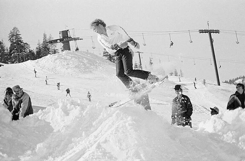 Горнолыжные курорты ссср. Шерман Поппен. Первый сноуборд Шерман Поппен. Старый сноуборд.