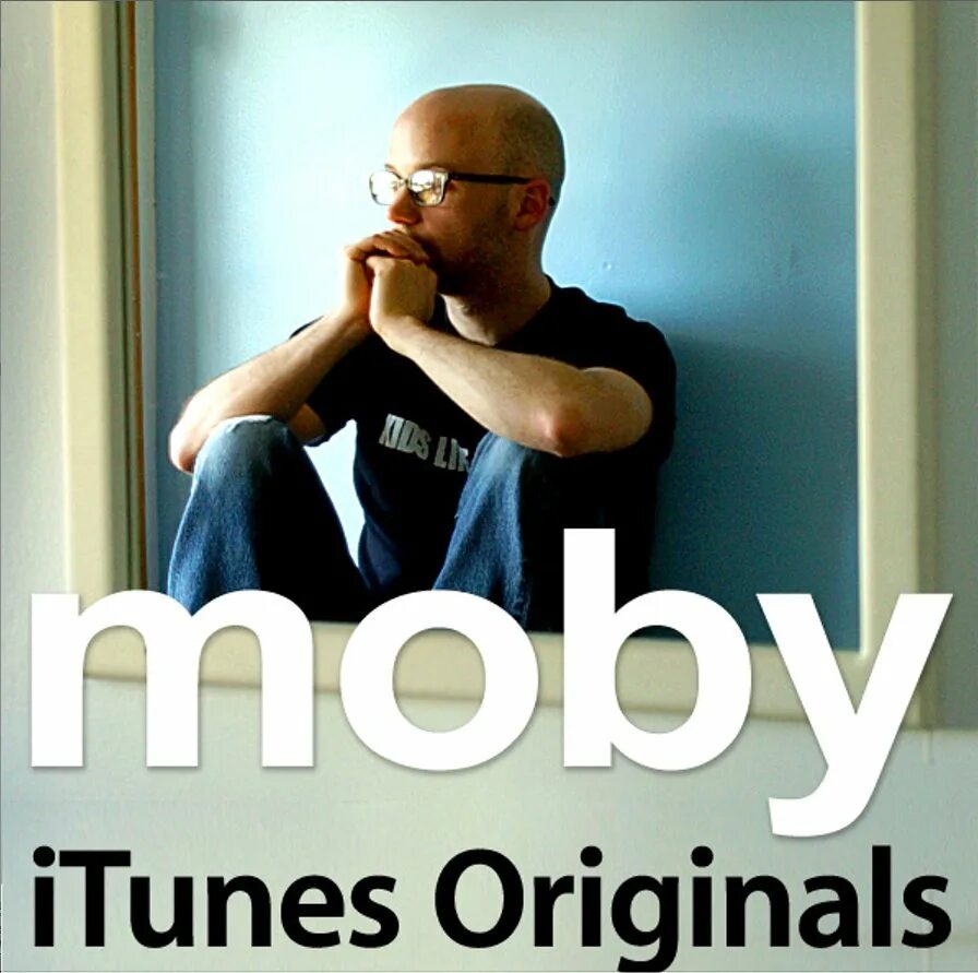 Moby 2002. Moby 18 2002. Moby певец 2005. Moby обложка.