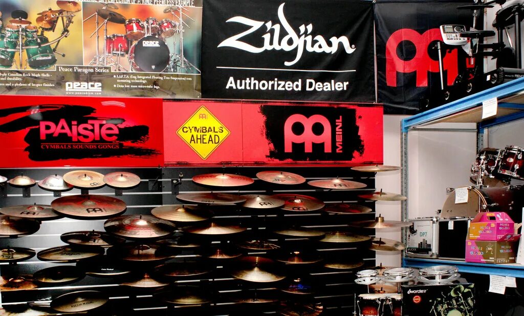 Мьюзик холл. Кентербери холл мюзик холл. Music hall хабаровск серышева 22. Мьюзик холл уфа банкетный зал. Music hall хабаровск.