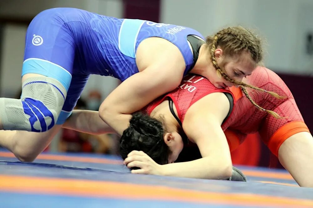 Джабраил гаджиев борец. Джабраил гаджиев борец. Рахимов бекзат борьба вольная. Орден фила. Чемпионат европы по борьбе 2021.