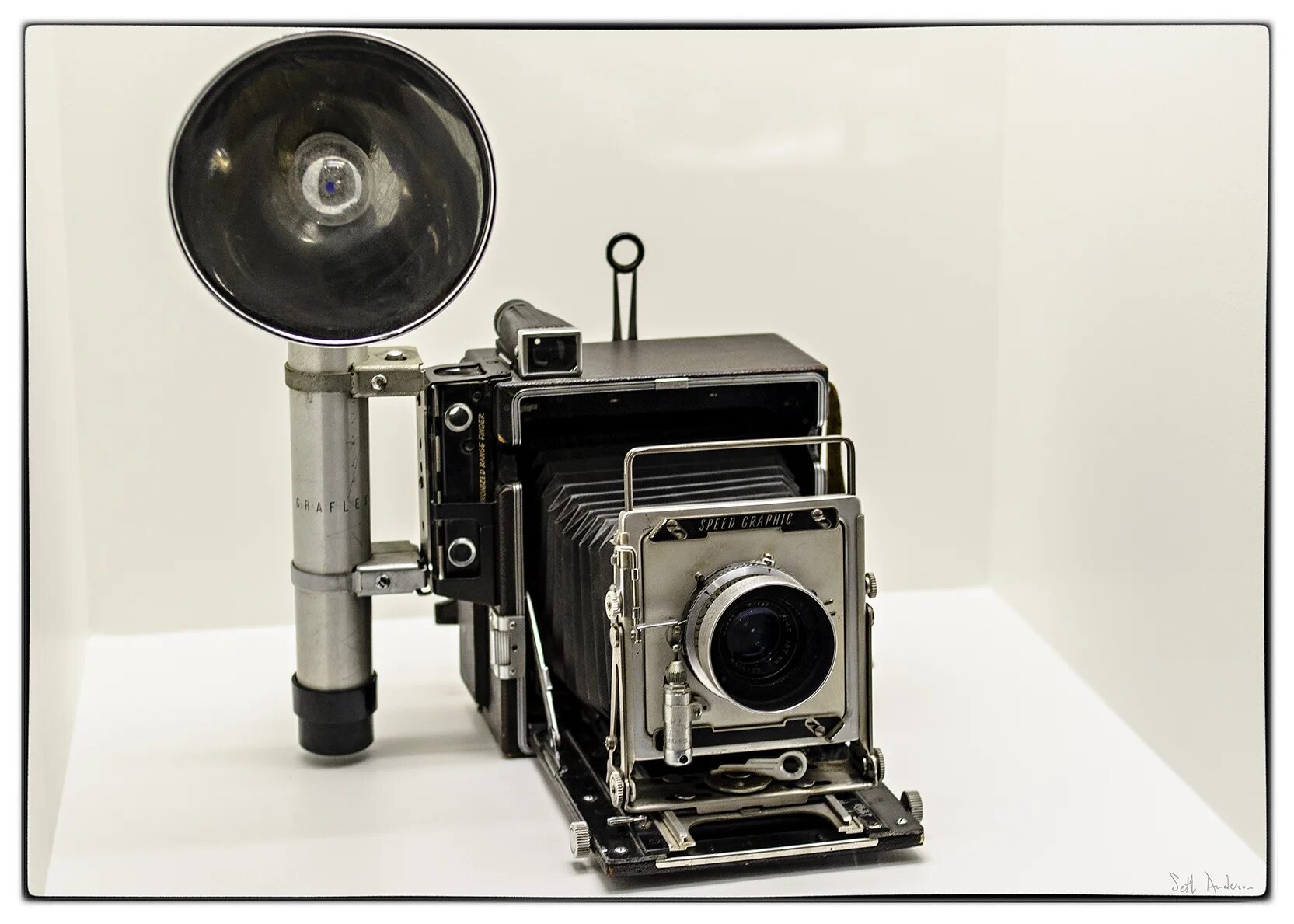 Камера ис. Камера Graflex 1930-х. Пресс камера. Камера 1960. Фотоаппарат прессы.