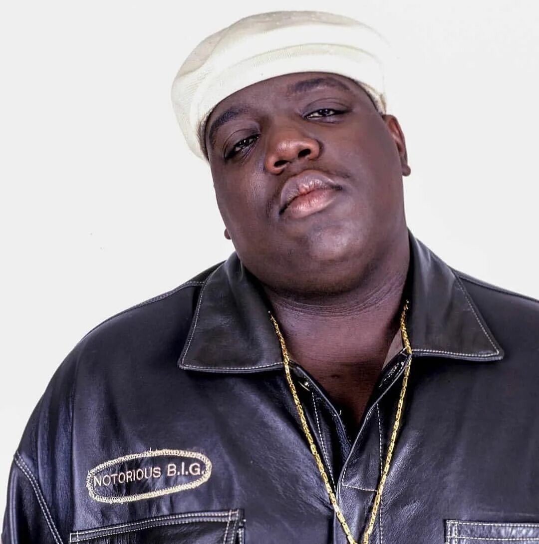 Ноториус Биг. The Notorious b.i.g.. Рэпер нотариус big. Notorious b.i.g. улыбается.