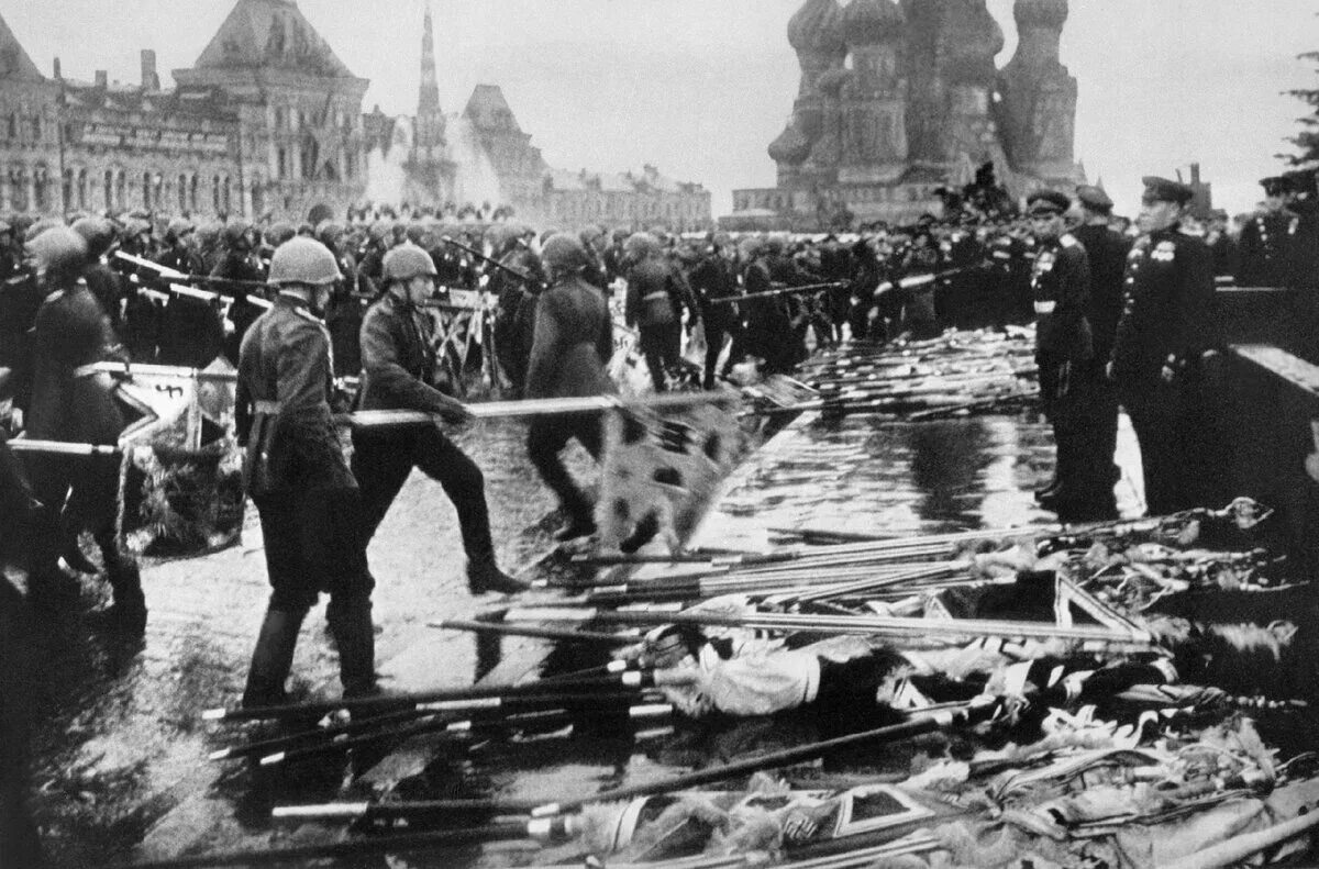 20 год 9 мая. Парад Победы в Москве 24 июня 1945 г.. Парад на красной площади в 1945 году в Москве. Фотографии с парада Победы 1945.