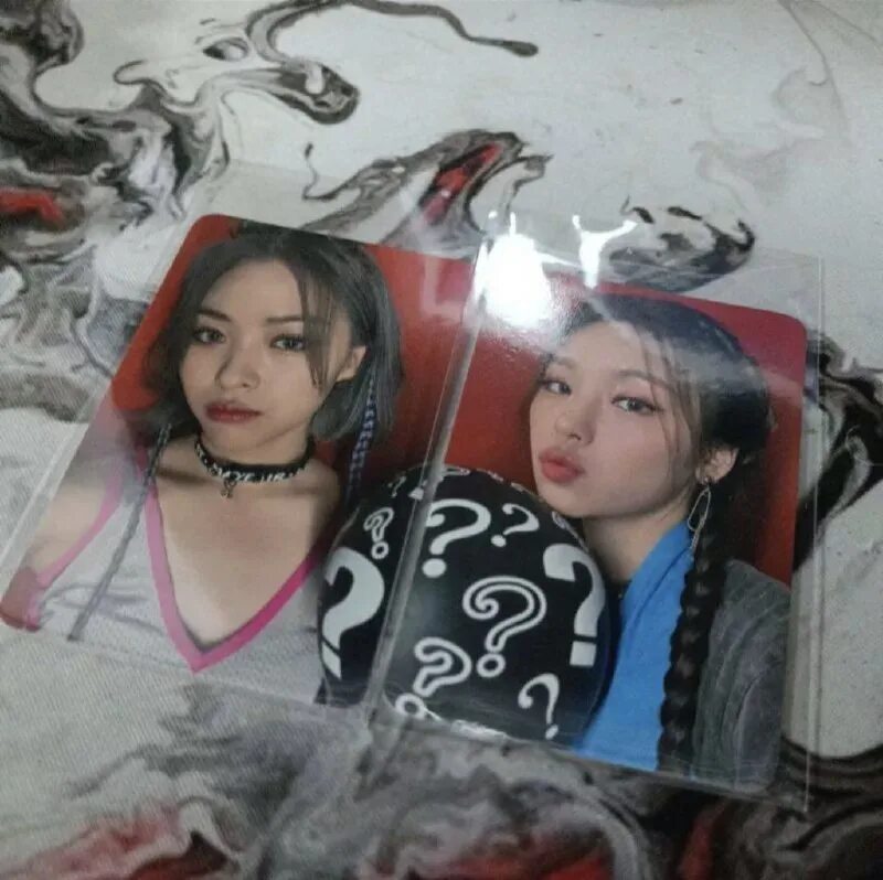 иччи королевы 4gen. иччи королевы 4gen. 4 королевы таро. Yeji из itzy. 4 queens.