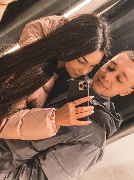 Девушка алекса атамана. Алекс атаман тик ток. Finik finya aleks ataman юра шатунов. Александр атаман певец. Алекс атаман и финик.