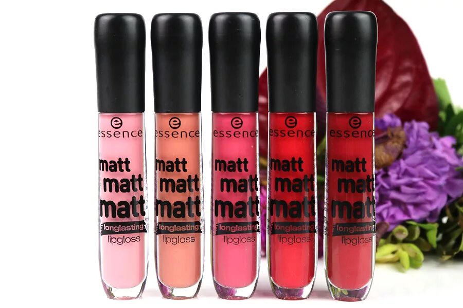 Блеск для губ matt matt matt. Блеск Essense Matt Matt. Essence Matt Lipgloss. Essence блеск Matt Matt Matt. Essence Lip Gloss Matt.