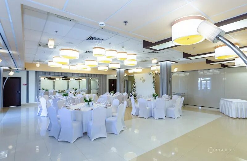 Гостиница вега измайлово банкетный зал. Vega малая. Зал вега малая. Vega малая. Банкетный зал московский вега измайлово.