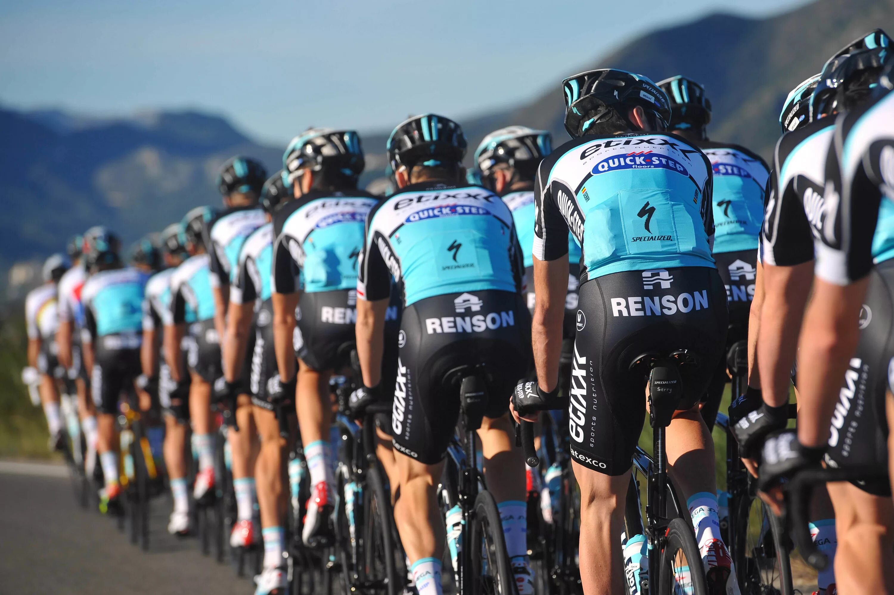 Skyteam велокоманда. Astana cycling team. Education first велокоманда. Mokhov cycling team. Pro cycling team usa.