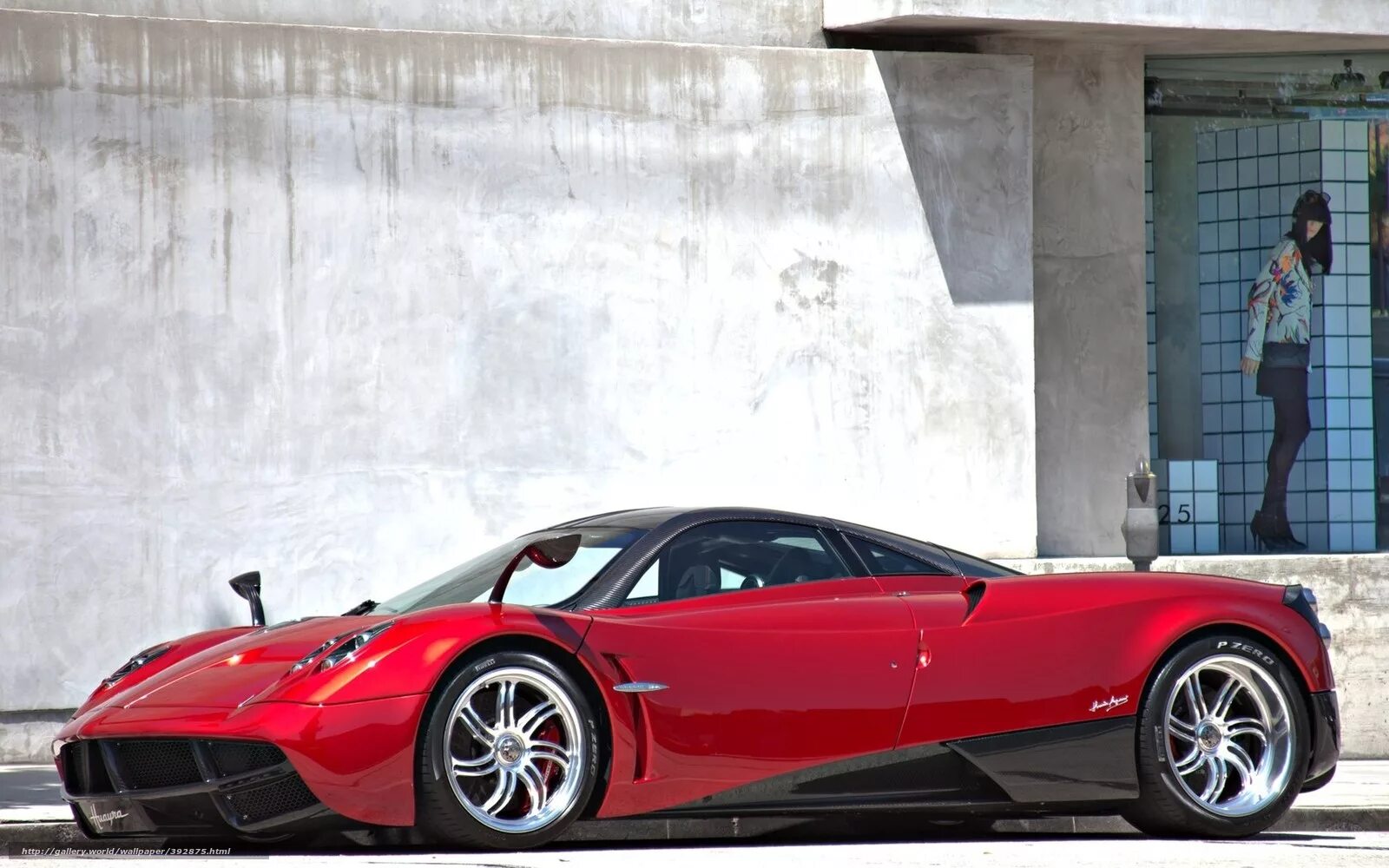 Паганини машина. Паганини Huayra. Машина Pagani Huayra. Пагани Хуайра 2012. Пагани красная.