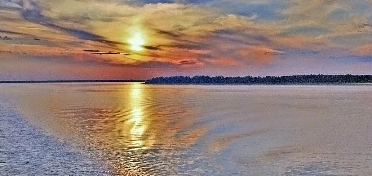 песня ой красивы над волгой закаты. песня ой красивы над волгой закаты. волга река волгоград рассвет. легкий закат. вечер над волгой.