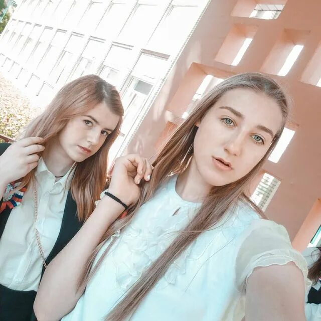 сколько лет маме лизы субботиной из дома