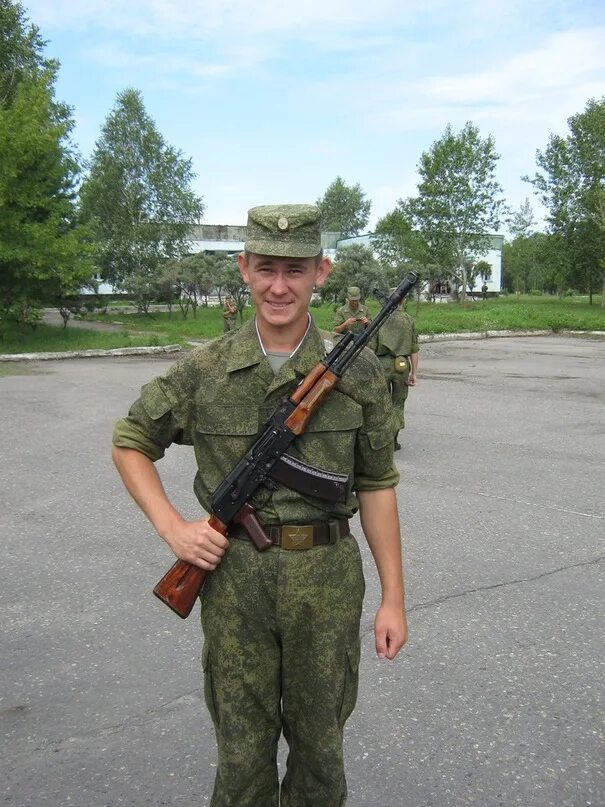 Денис Владимиров, 42 года, фотографии, друзья ВКонтакте, телефон, друзья и стату