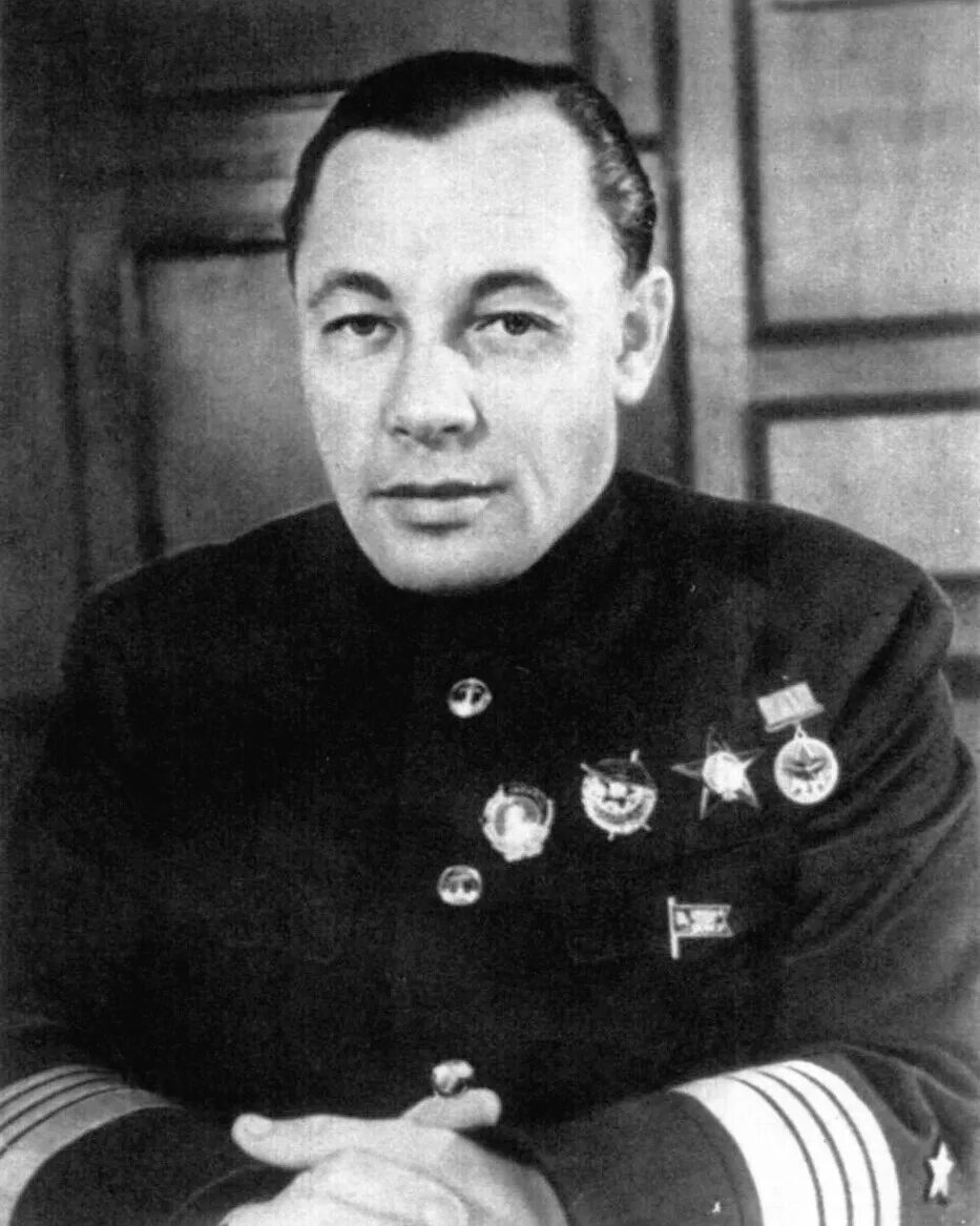 Нарком ВМФ Адмирал н.г.Кузнецов.