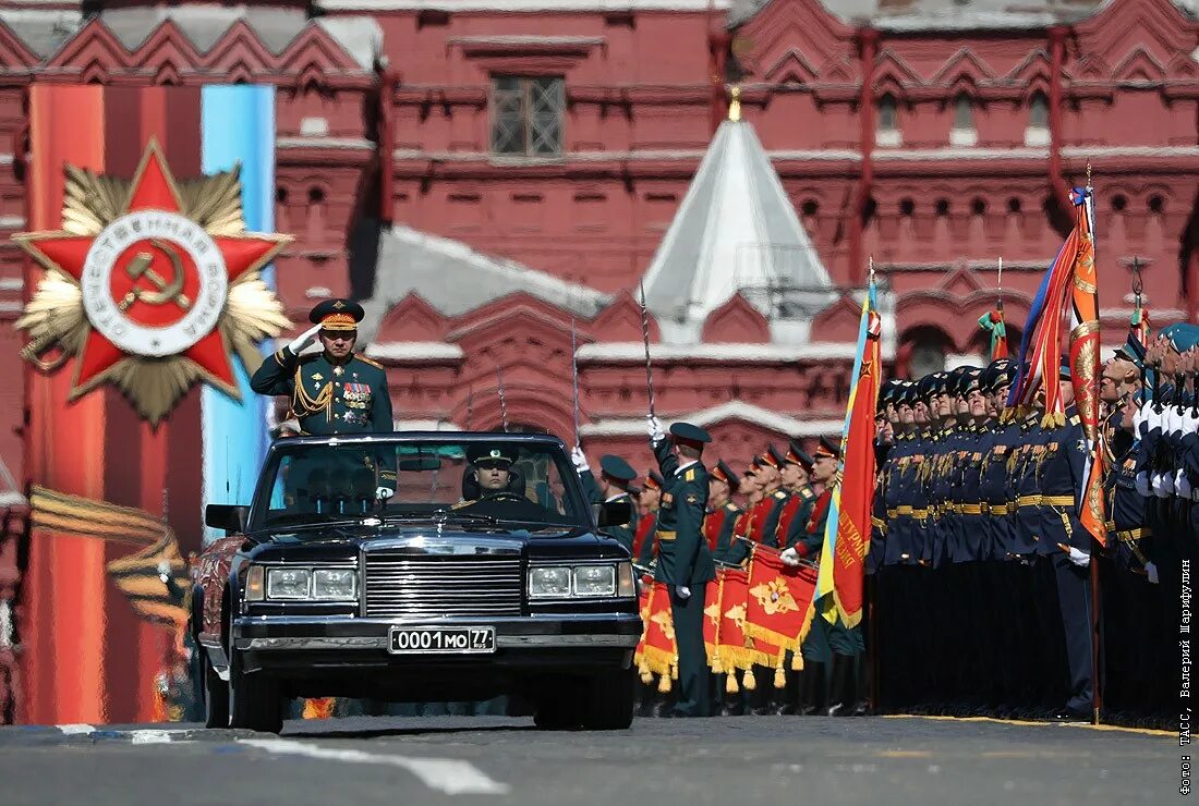 Парад Победы на красной площади. 9 Мая парад Победы. Парад 9 мая Москва. День Победы парад.