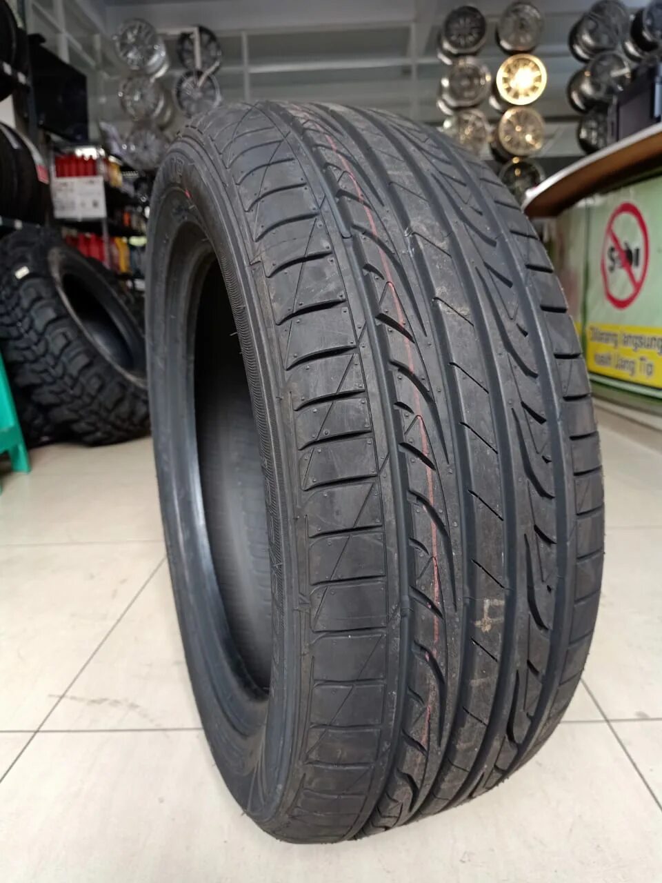 Dunlop SP Sport lm705. Данлоп СП спорт lw705w. Пинавто Данлоп лм 705.