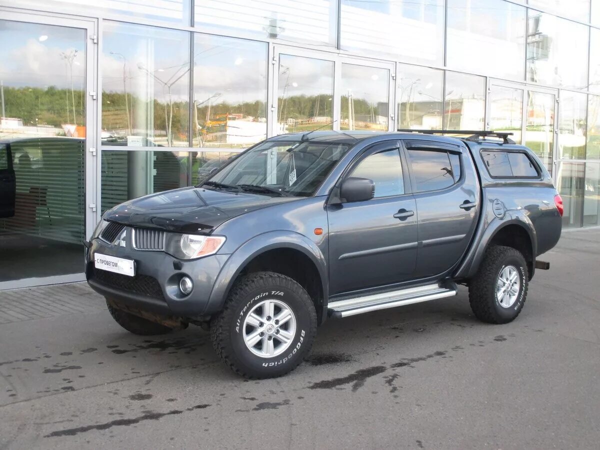 Серый Mitsubishi l200. Митсубиси л200 серый. Мицубиси l200 2008. Митсубиси л 200 серый 2008. Купить л200 с пробегом на авито