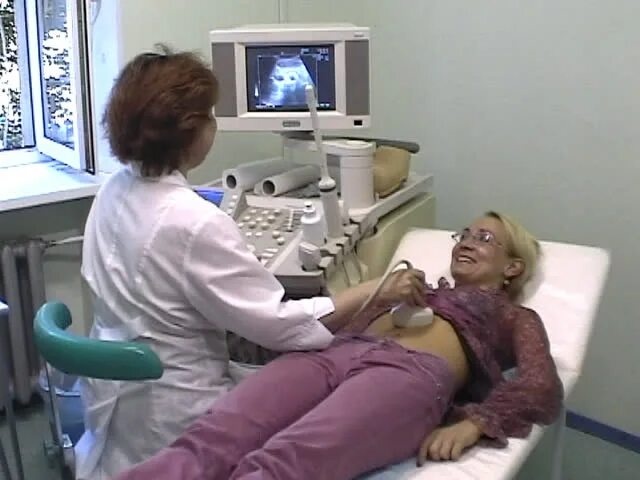 Делают узи как называется. Узи в поликлинике видео. камера в кабинете узи у девочек. цветное узи как называется.